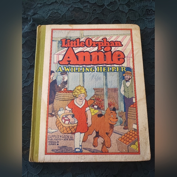 Little Orphan Annie-A Willing Helper (1932) - Picture 2 of 8